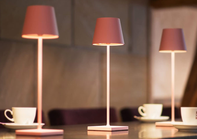 Nuindie Tischleuchte