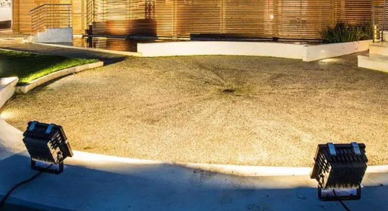 LED Fluter & Strahler für Außen