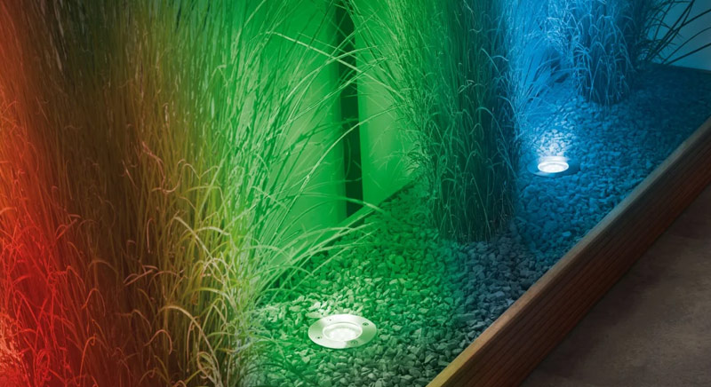 Smarte Außenleuchten für Haus und Garten