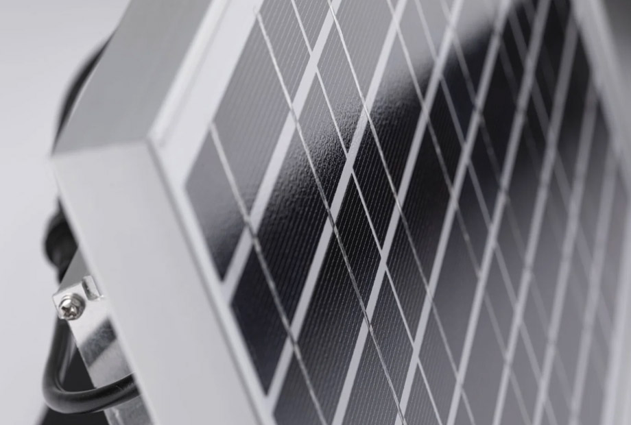 Solarpanel als Stromeinspeisung für Park + Light Leuchten