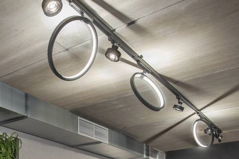 LED Strahler für 3-Phasen Stromschiene