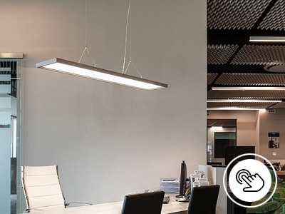 Büro Pendelleuchte mit UGR-Wert 19