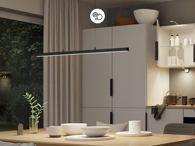 Gerade Balken LED-Pendelleuchte Lento schwarz höhenverstellbar