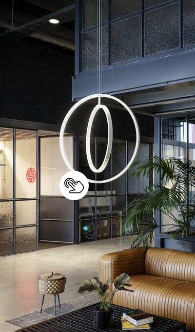 Modern, minimalistisch designte LED Hängeleuchte in weiß Modern, minimalistisch designte LED Hängeleuchte in weiß