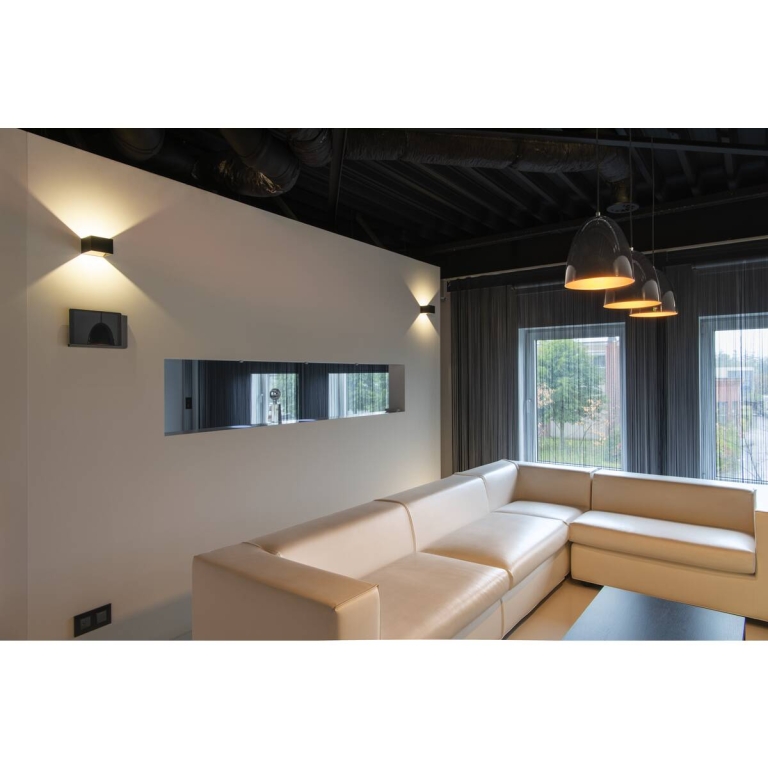 SLV LED Wandleuchte LOGS IN Phase schwarz/gold mit Dim-To-Warm 2000-3000K 11 W CRI 90 430lm