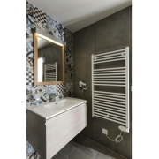 L-LINE 60 LED, Wand- und Deckenleuchte, IP44, 3000K, 700lm, silbergrau