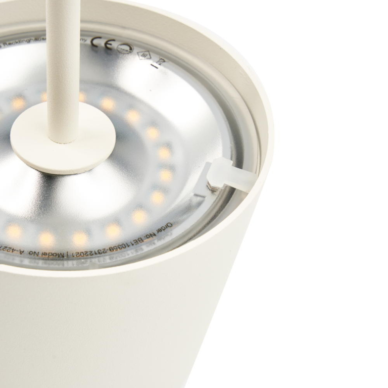 Pertrix Pertrix LED Akku Tischleuchte Joris in Weiß-matt 2,2W 150lm IP65