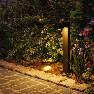 Insektenfreundliche Beleuchtung für Garten & Haus